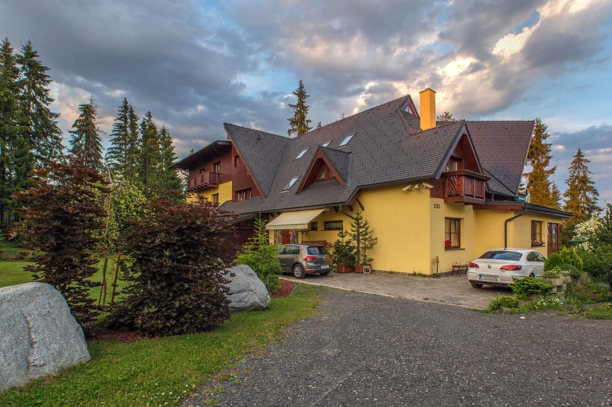 Penzion Ingrid Strbske Pleso Luaran gambar